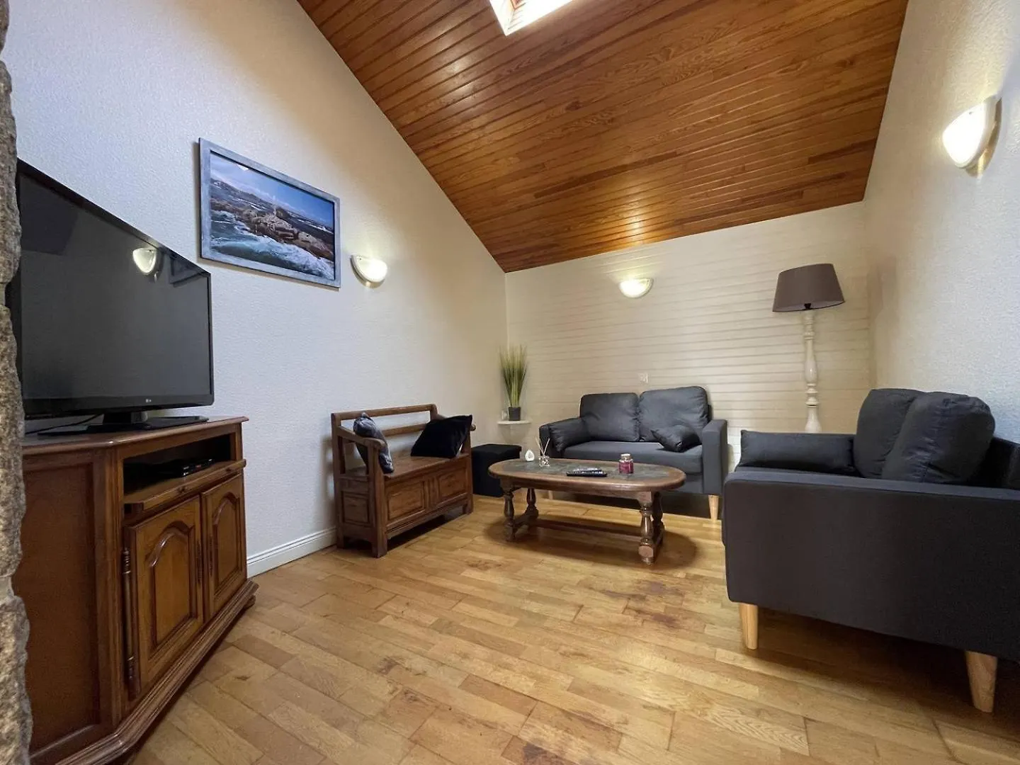 Villa Maison Vue Sur Mer Avec Jardin Wifi Au Port De Ploumanac'H A Perros-Guirec - Ref 325